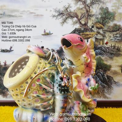 Tượng Cá Chép và Giỏ Cua
